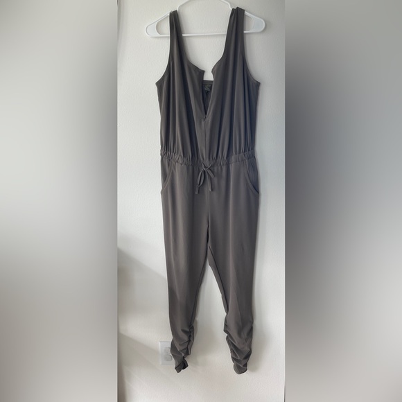 PRANA Railay Jumpsuit - Size M - Picture 1 of 6
